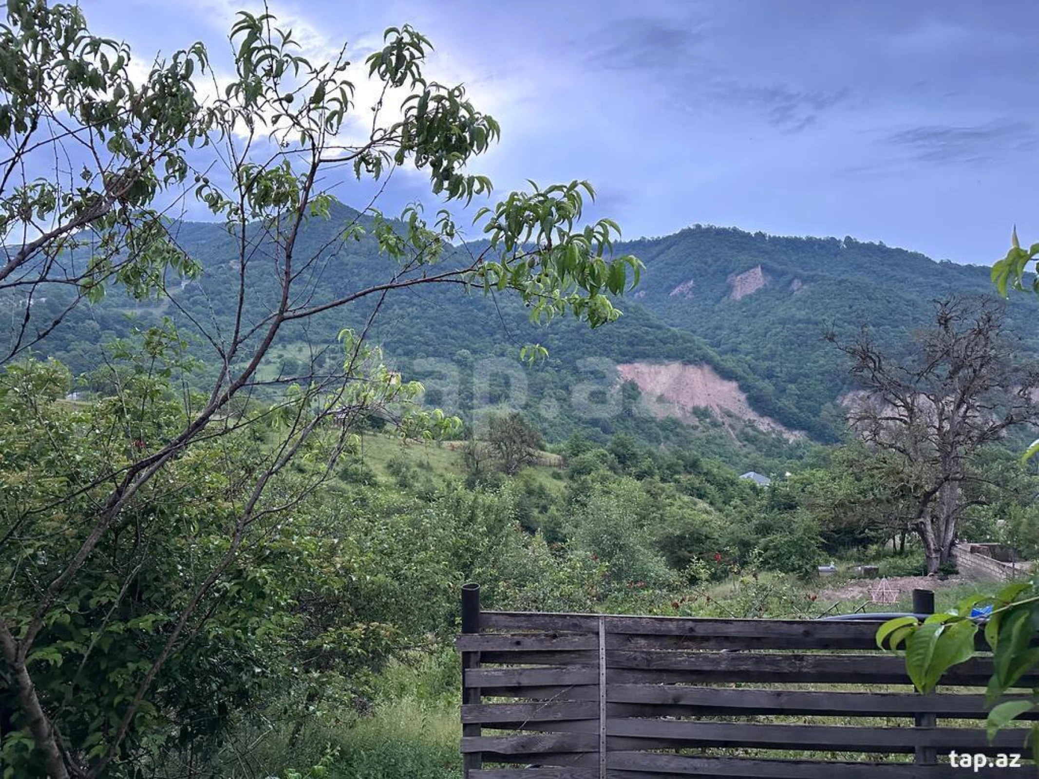 Kirayə verilir 4 otaqlı həyət evi