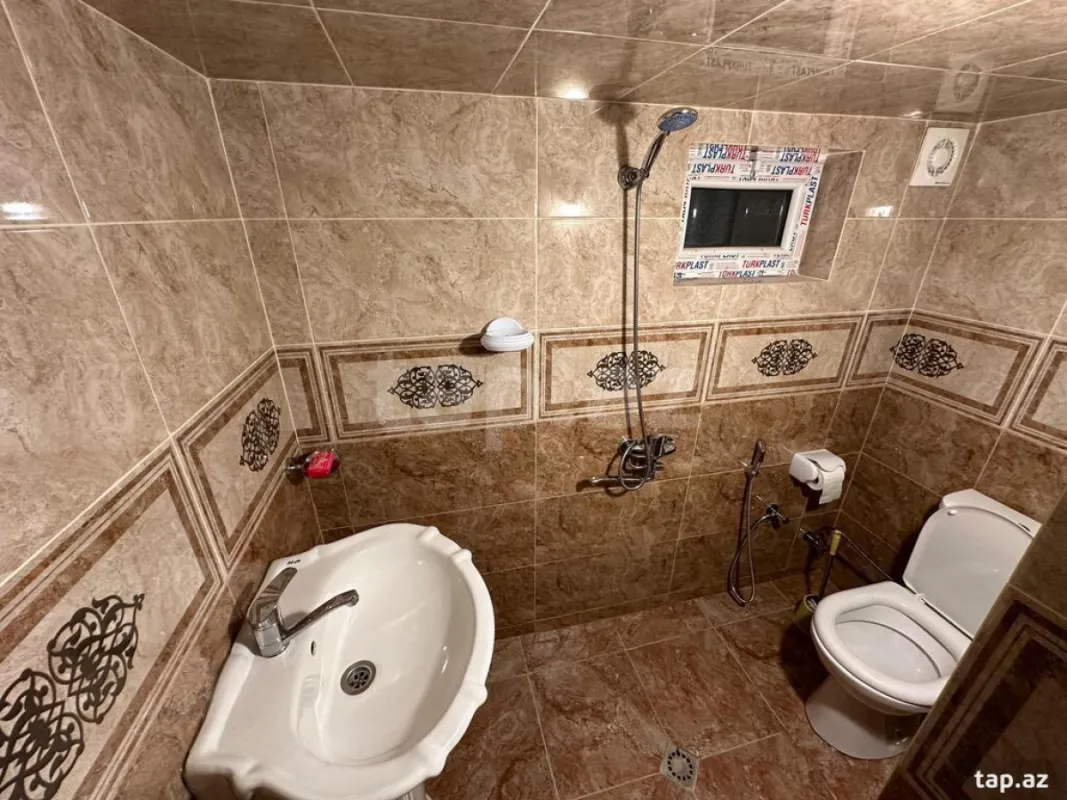 Kirayə verilir 4 otaqlı həyət evi