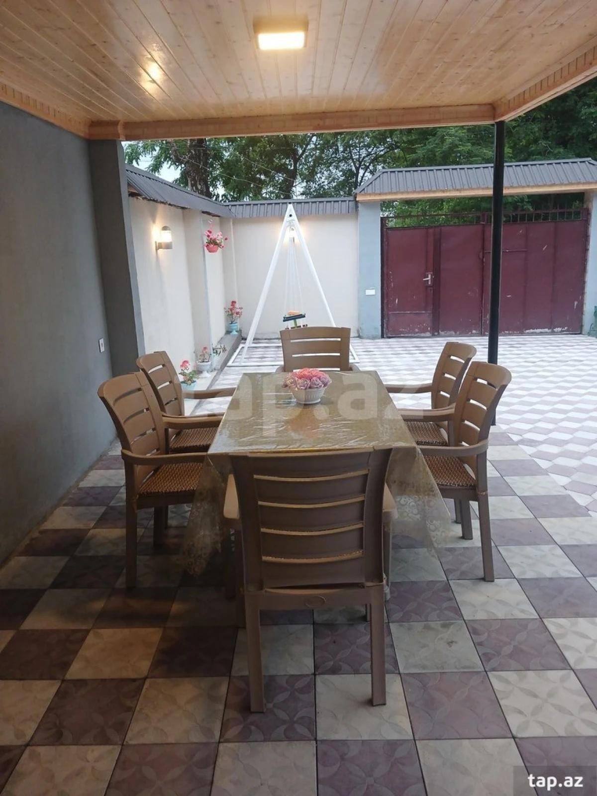 Kirayə verilir 4 otaqlı həyət evi 102 m²