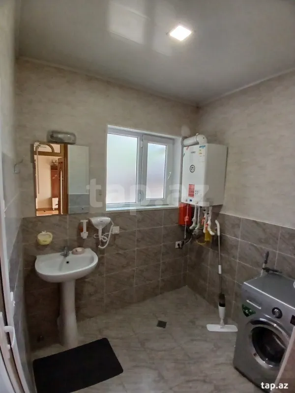 Kirayə verilir 4 otaqlı həyət evi 102 m²