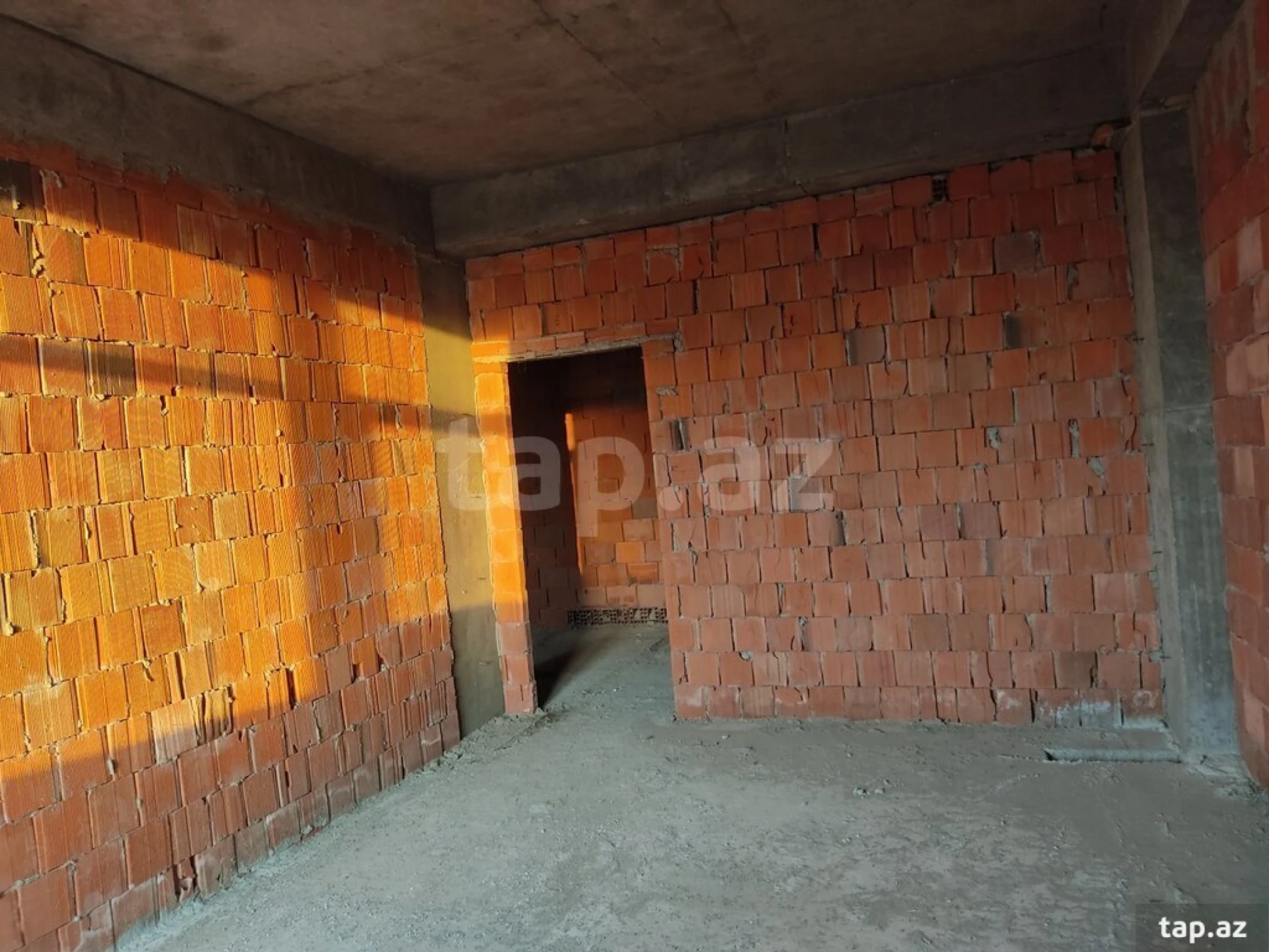 Satılır 1 otaqlı yeni tikili 63 m²