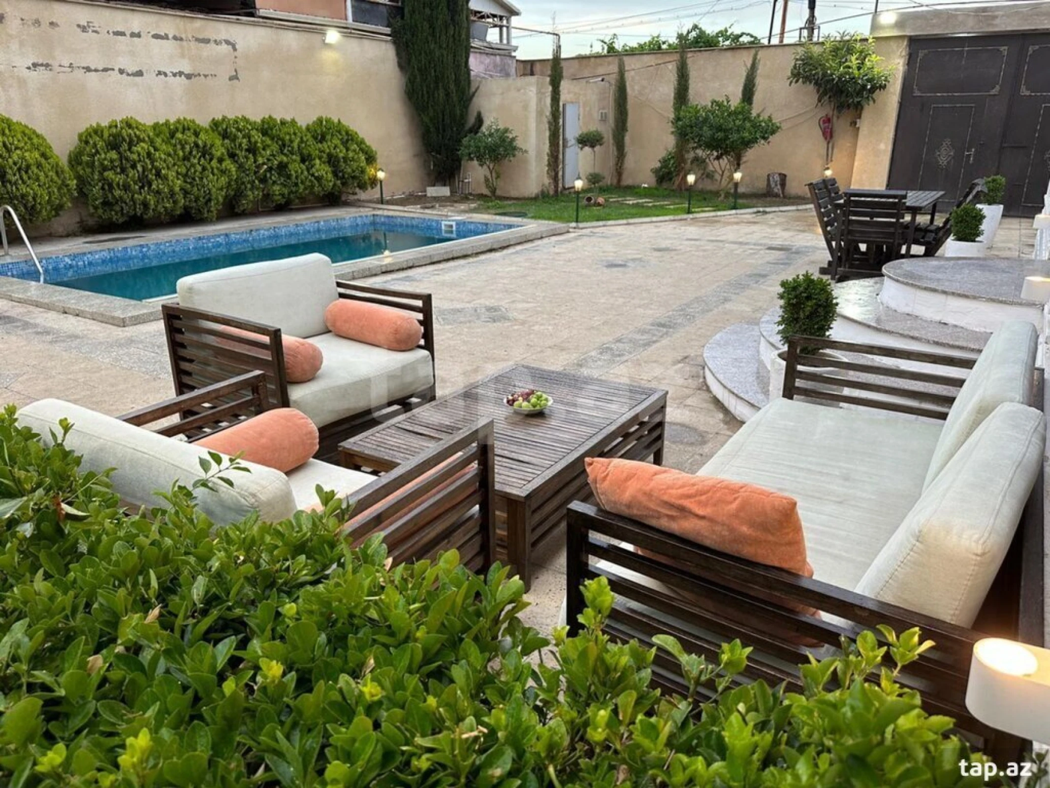 Kirayə verilir 5 otaqlı həyət evi 200 m²