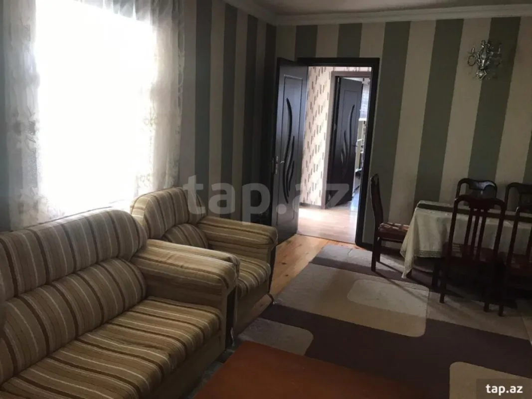 Kirayə verilir 5 otaqlı həyət evi 200 m²