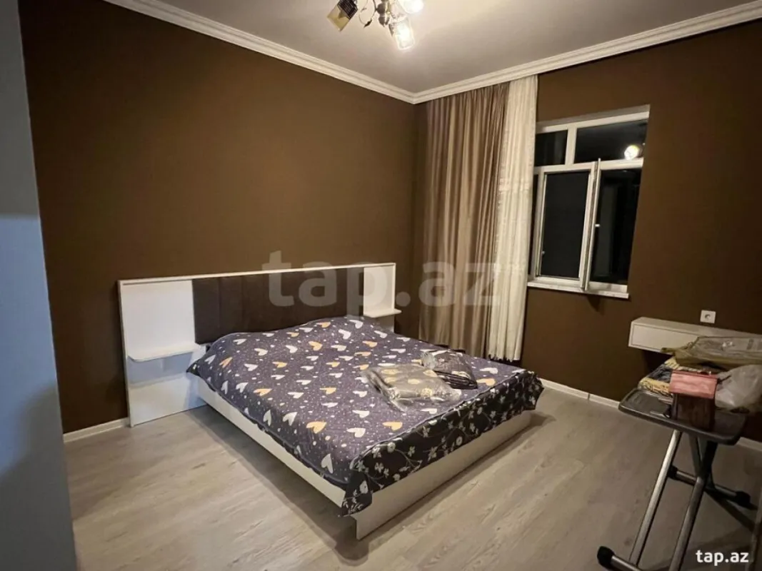 Kirayə verilir 4 otaqlı həyət evi