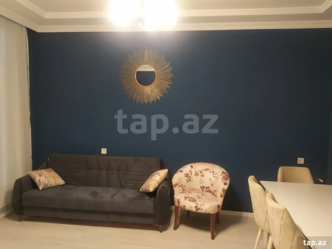 Kirayə verilir 4 otaqlı həyət evi