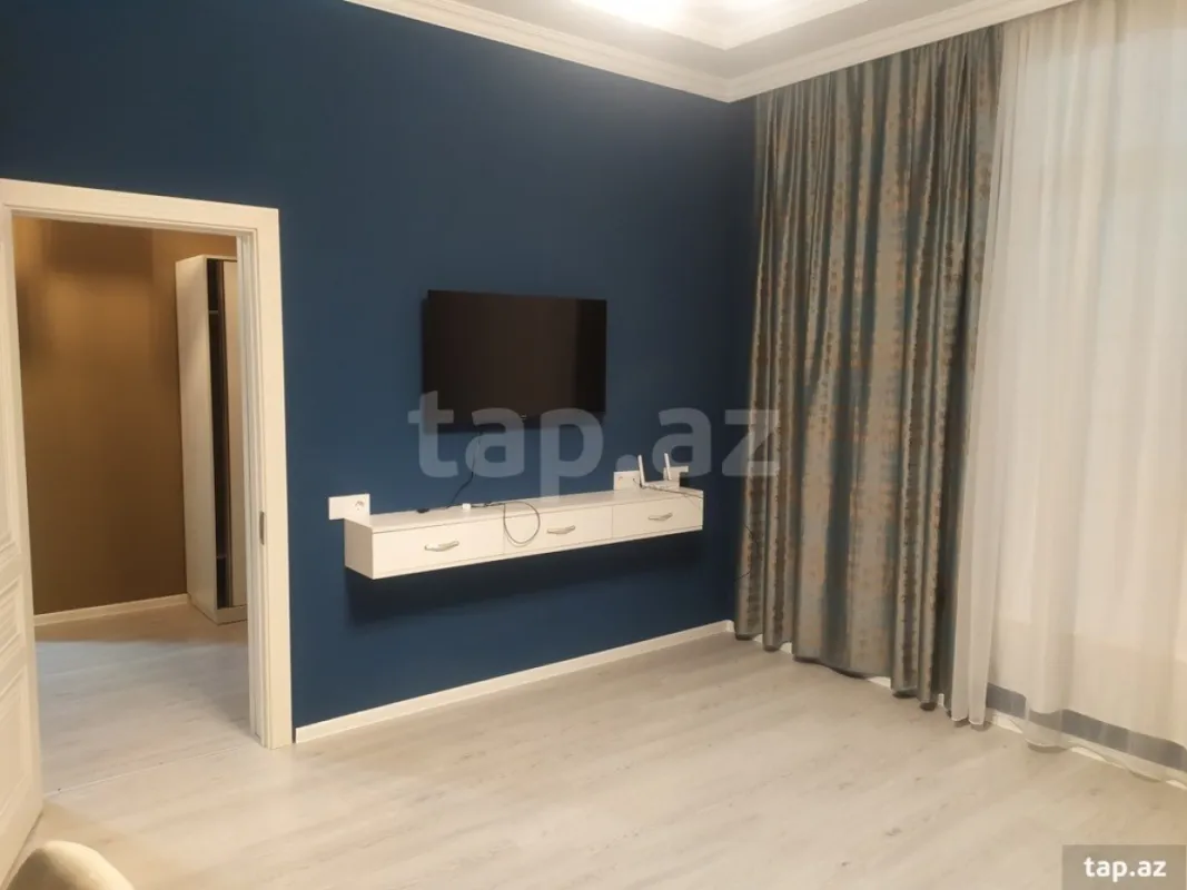 Kirayə verilir 4 otaqlı həyət evi