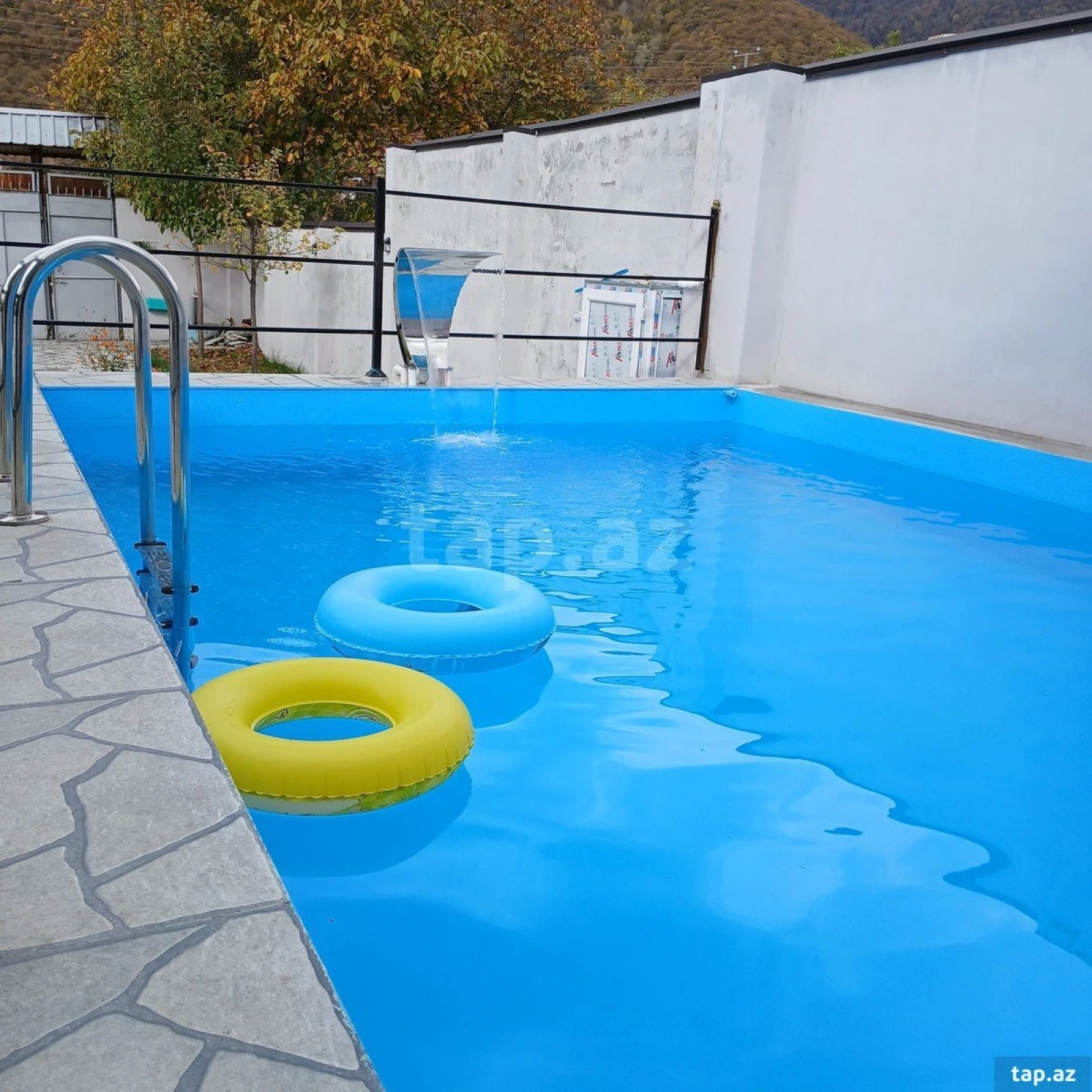 Kirayə verilir 4 otaqlı həyət evi