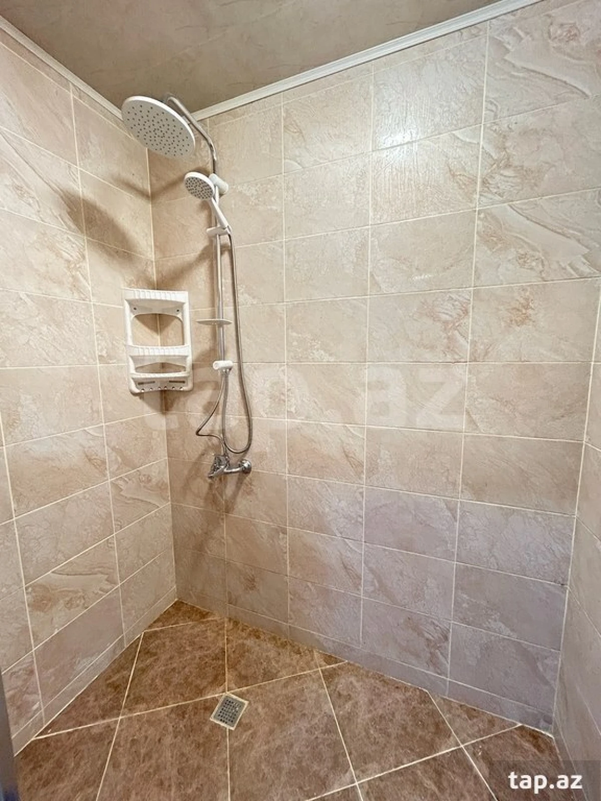 Kirayə verilir 2 otaqlı həyət evi