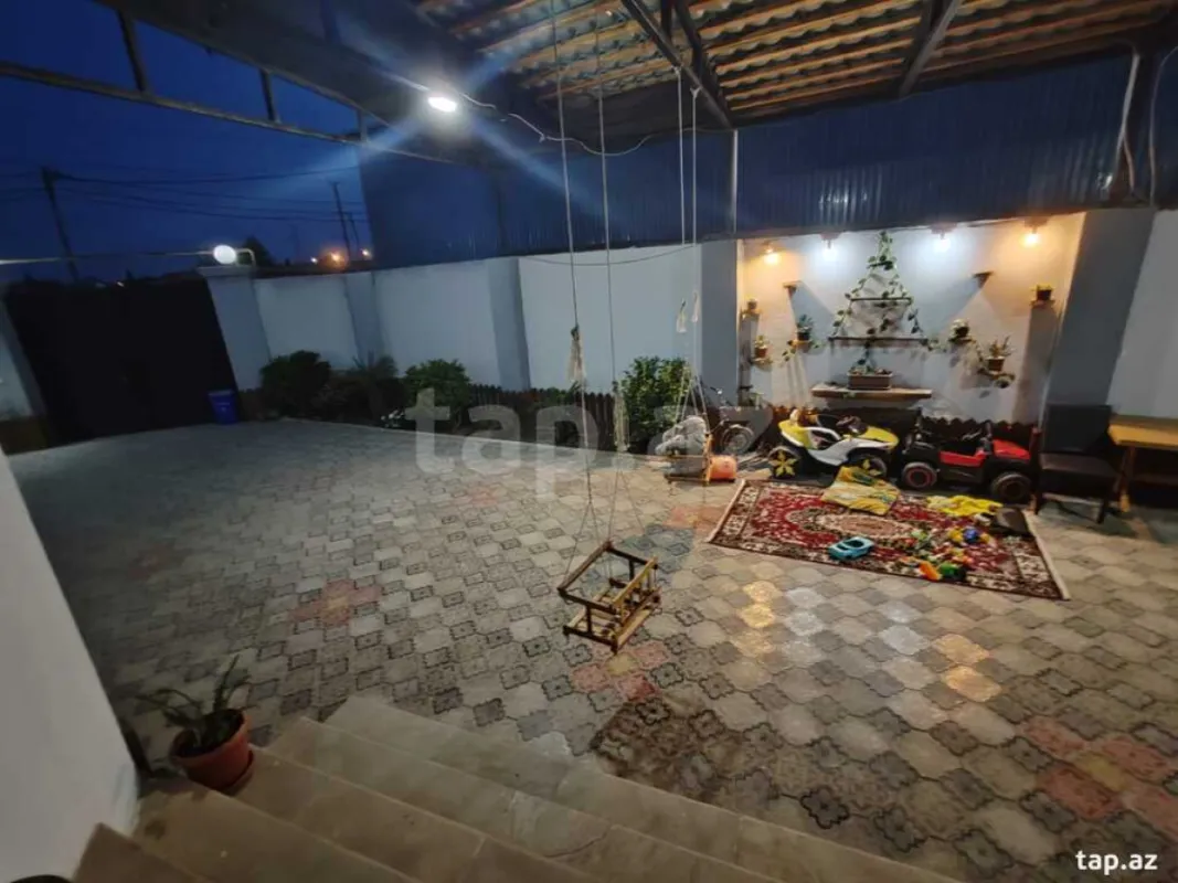 Satılır 4 otaqlı həyət evi