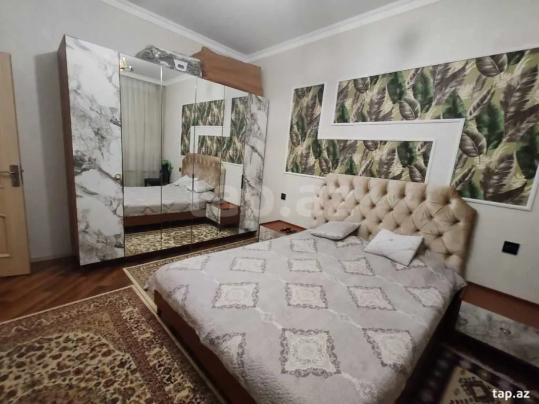 Satılır 4 otaqlı həyət evi