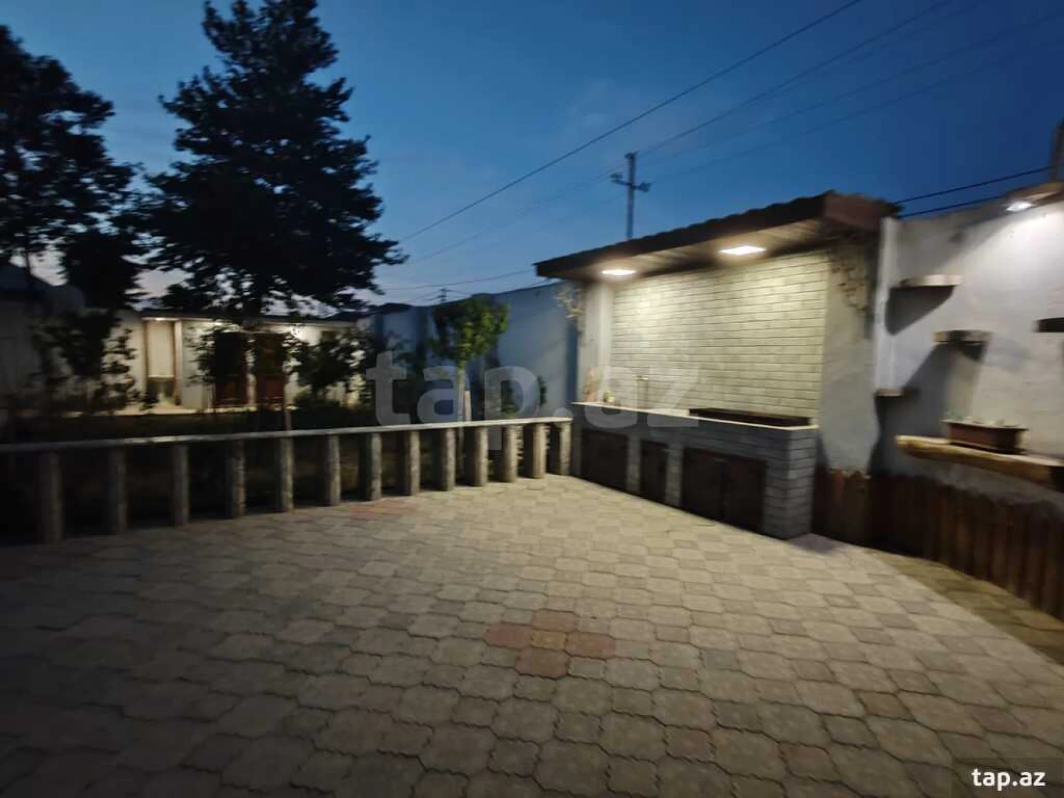 Satılır 4 otaqlı həyət evi