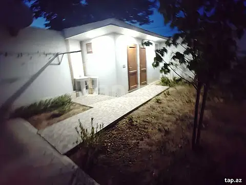 Satılır 4 otaqlı həyət evi