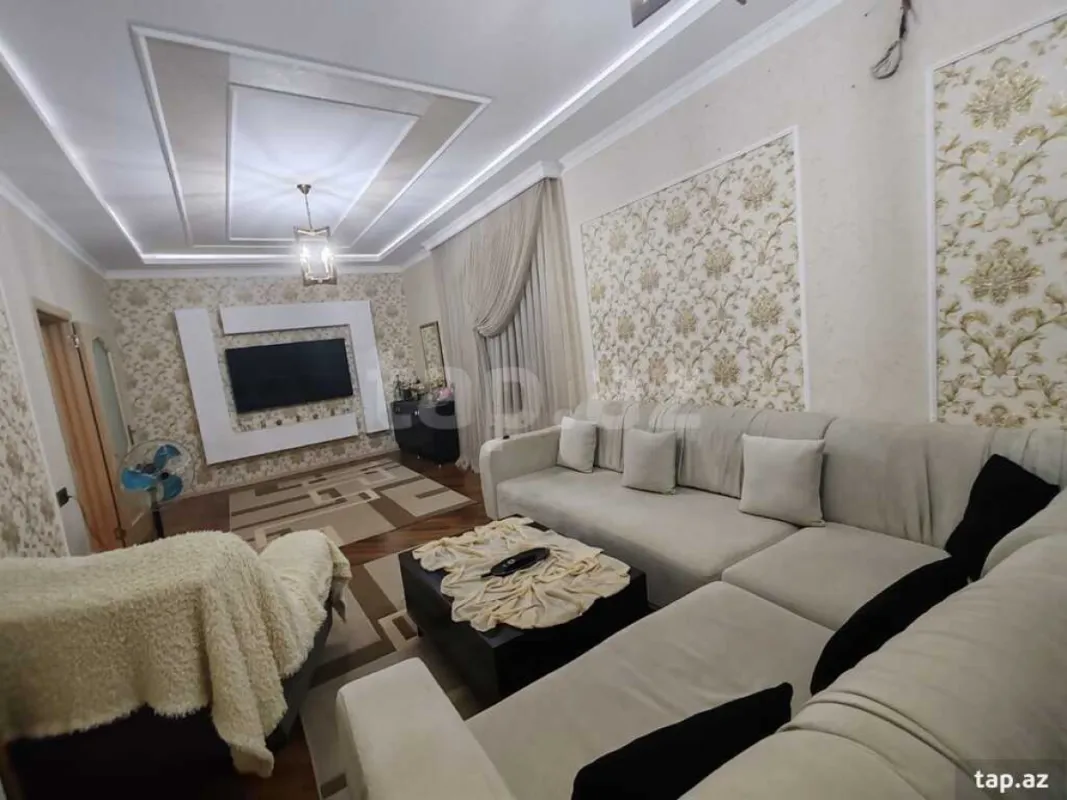 Satılır 4 otaqlı həyət evi