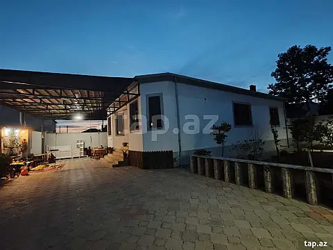 Satılır 4 otaqlı həyət evi