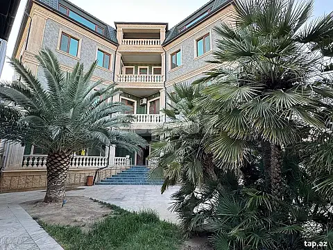 Kirayə verilir 10 otaqlı həyət evi 500 m² — Bakı, Buzovna 10 otaq 500.00 m²