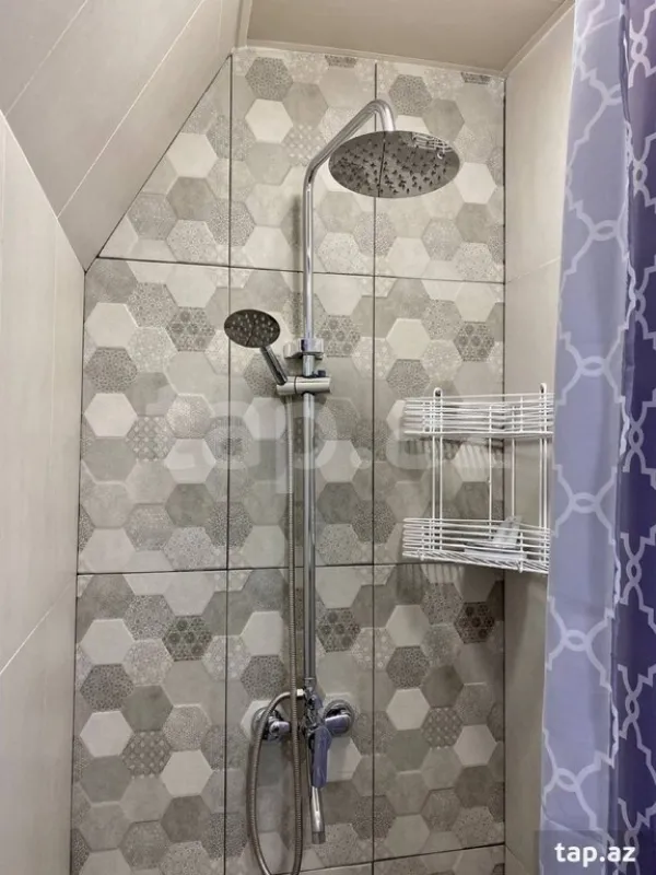 Kirayə verilir 1 otaqlı həyət evi 45 m²