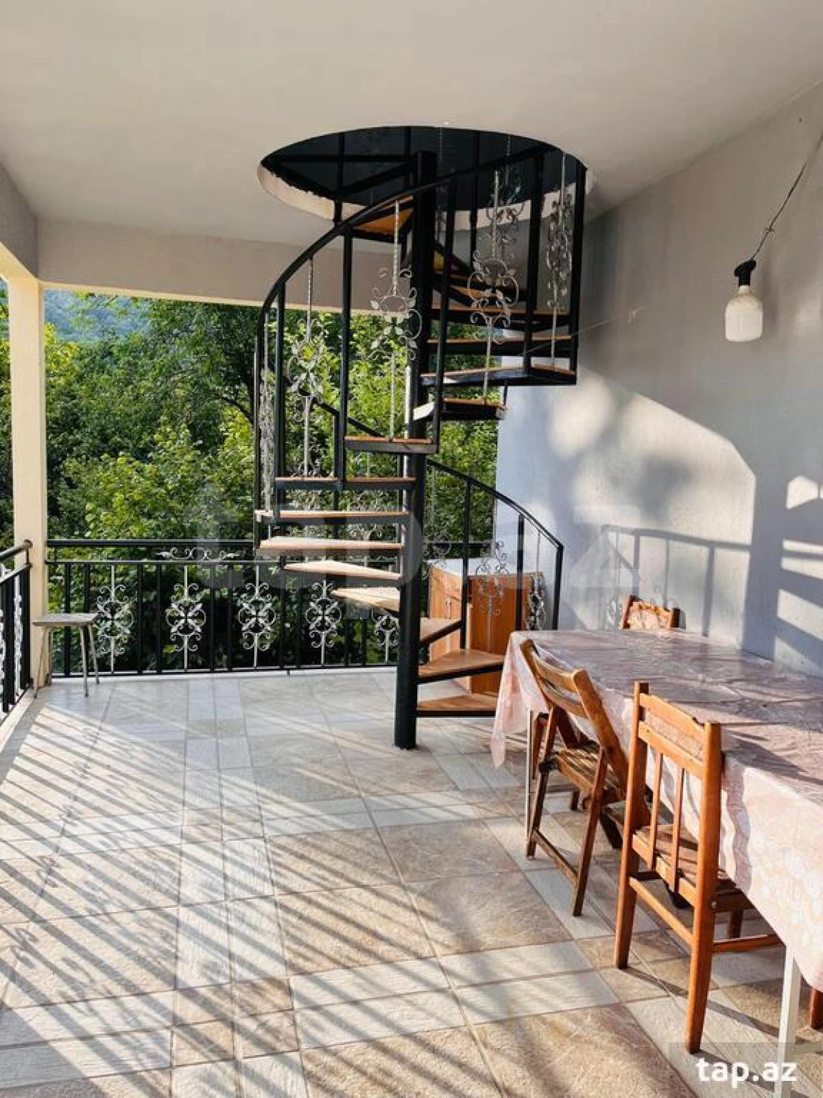 Kirayə verilir 4 otaqlı həyət evi