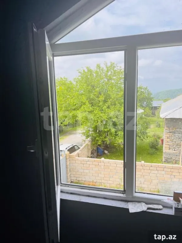 Kirayə verilir 4 otaqlı həyət evi