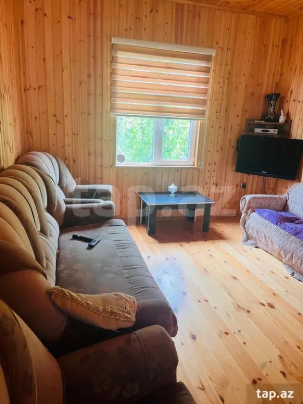 Kirayə verilir 4 otaqlı həyət evi