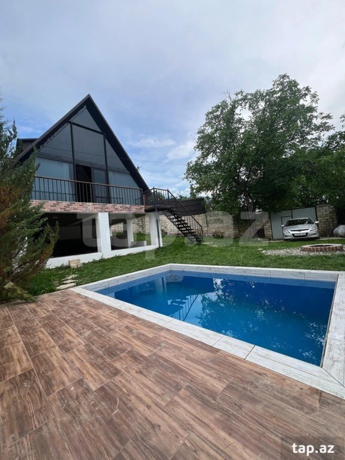 Kirayə verilir 3 otaqlı həyət evi