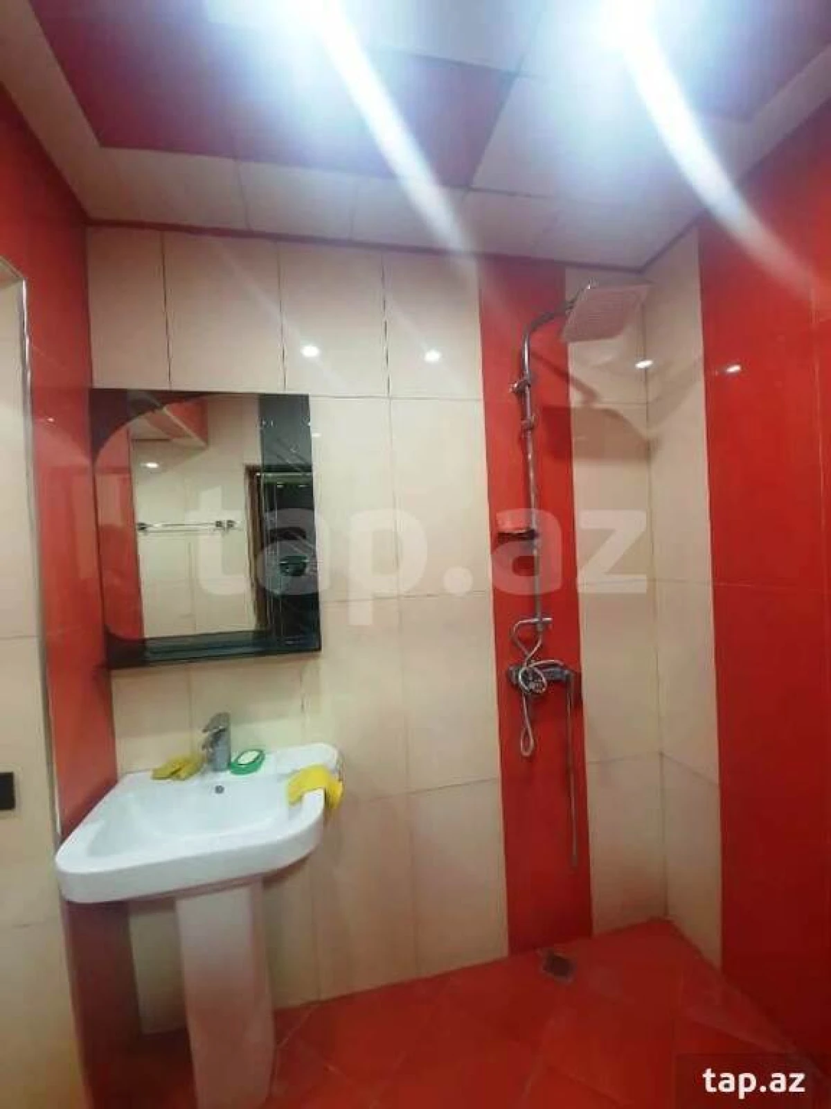 Satılır 3 otaqlı mənzil 70 m²