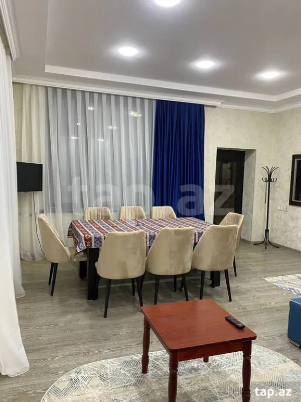 Kirayə verilir 3 otaqlı həyət evi