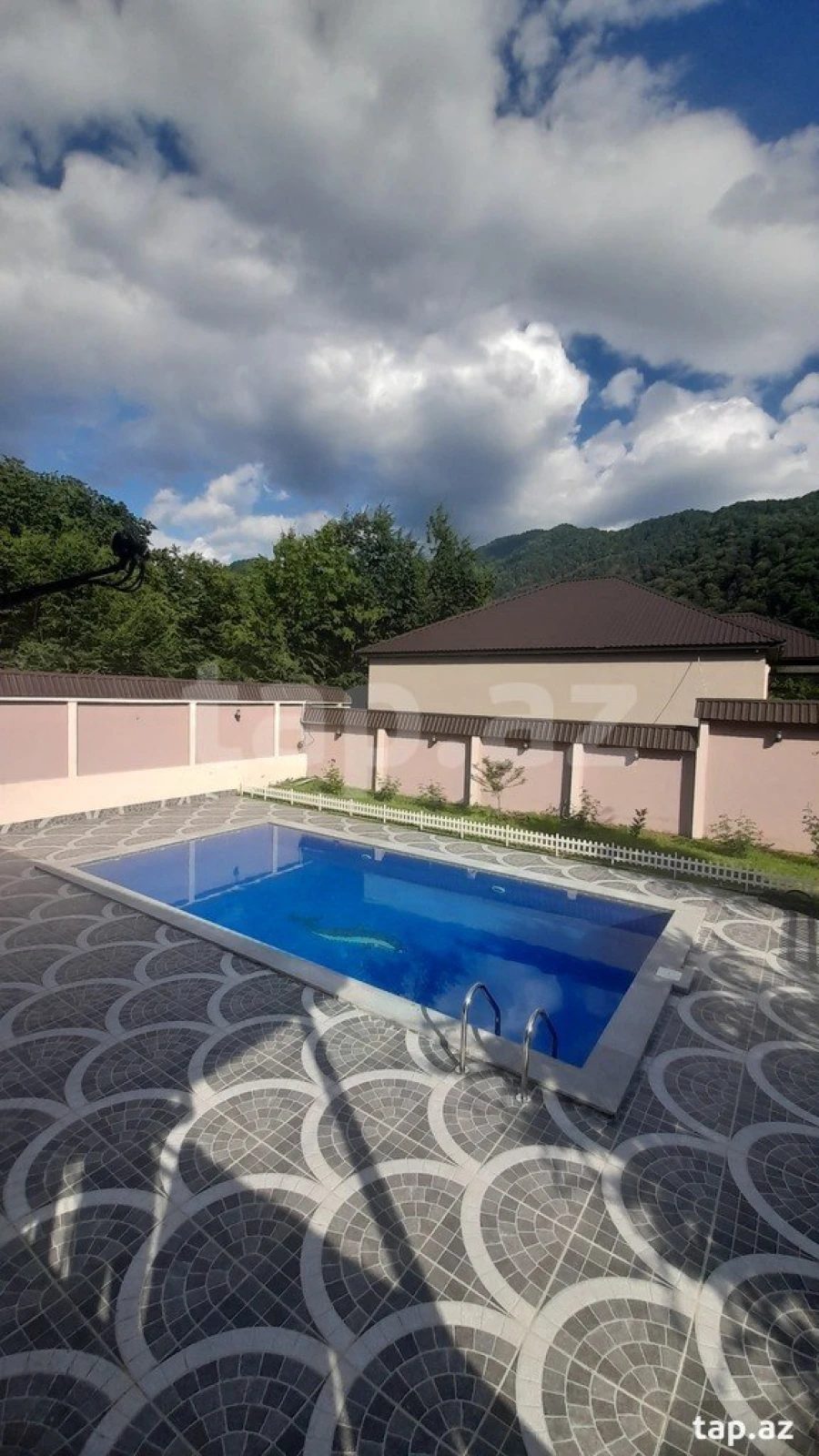 Kirayə verilir 4 otaqlı həyət evi 100 m²