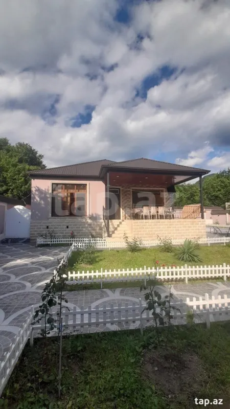 Kirayə verilir 4 otaqlı həyət evi 100 m²