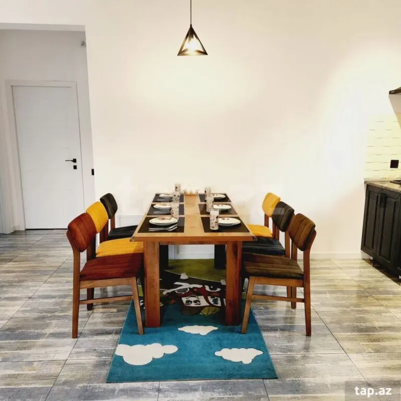 Kirayə verilir 3 otaqlı həyət evi