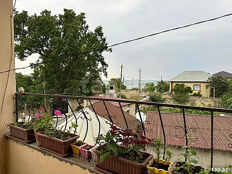 Kirayə verilir 4 otaqlı həyət evi 100 m² — Bakı 4 otaq 100.00 m²