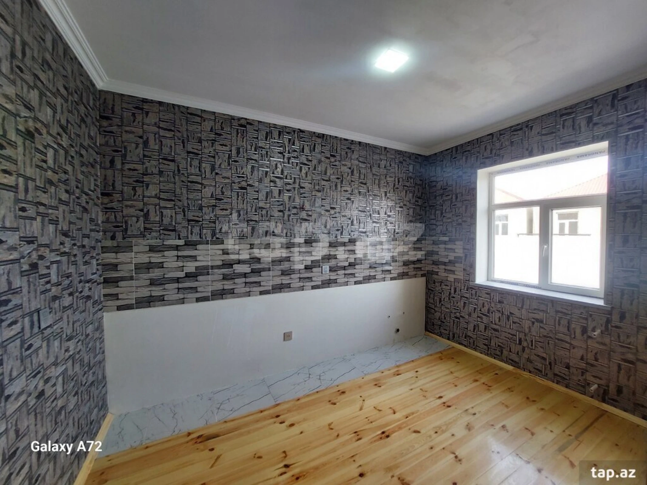 Satılır 3 otaqlı həyət evi