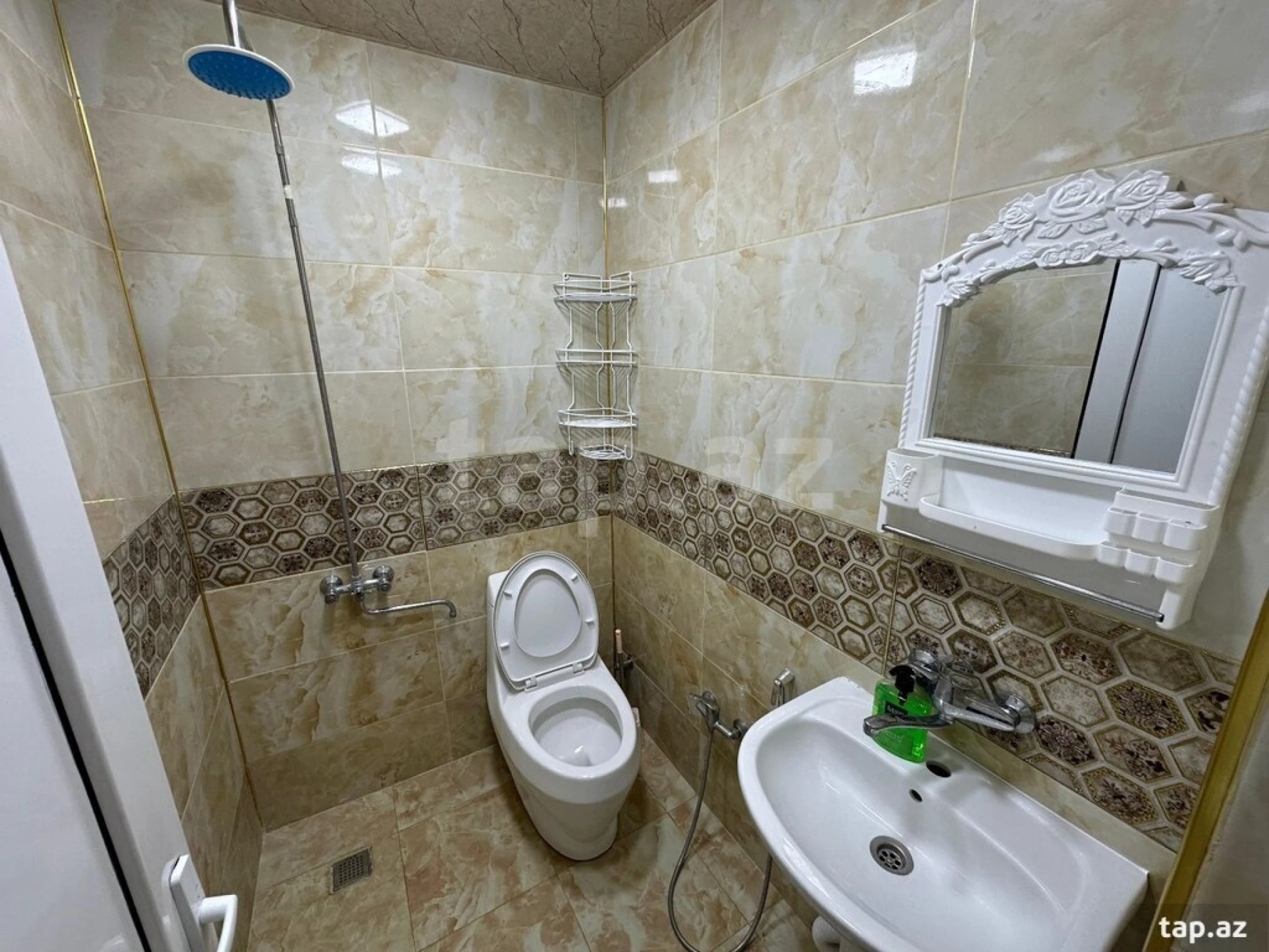 Kirayə verilir 3 otaqlı həyət evi