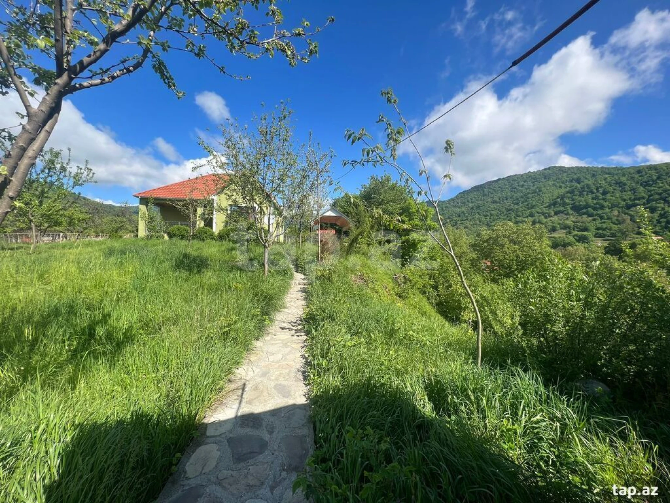 Kirayə verilir 3 otaqlı həyət evi 100 m²