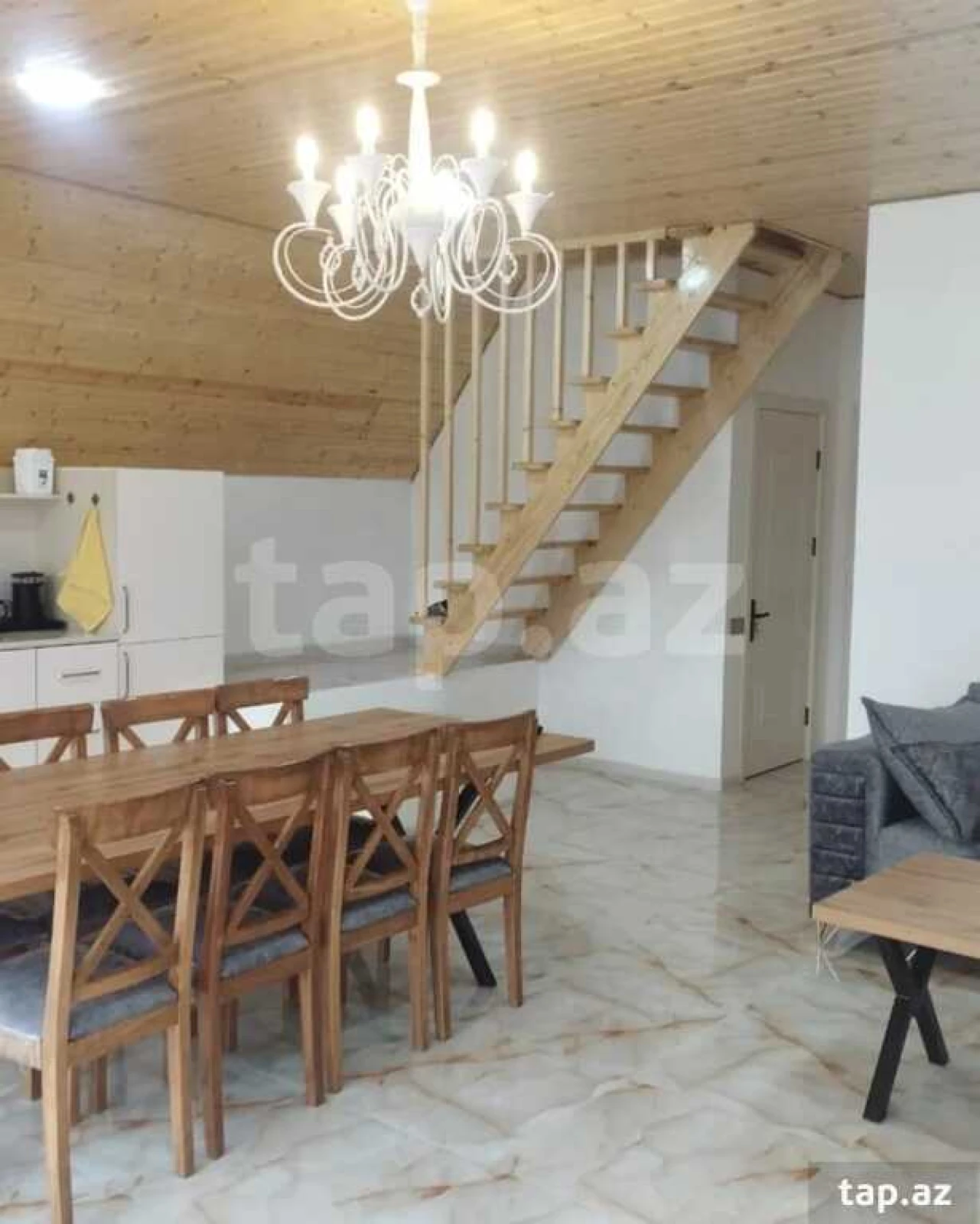 Kirayə verilir 4 otaqlı həyət evi