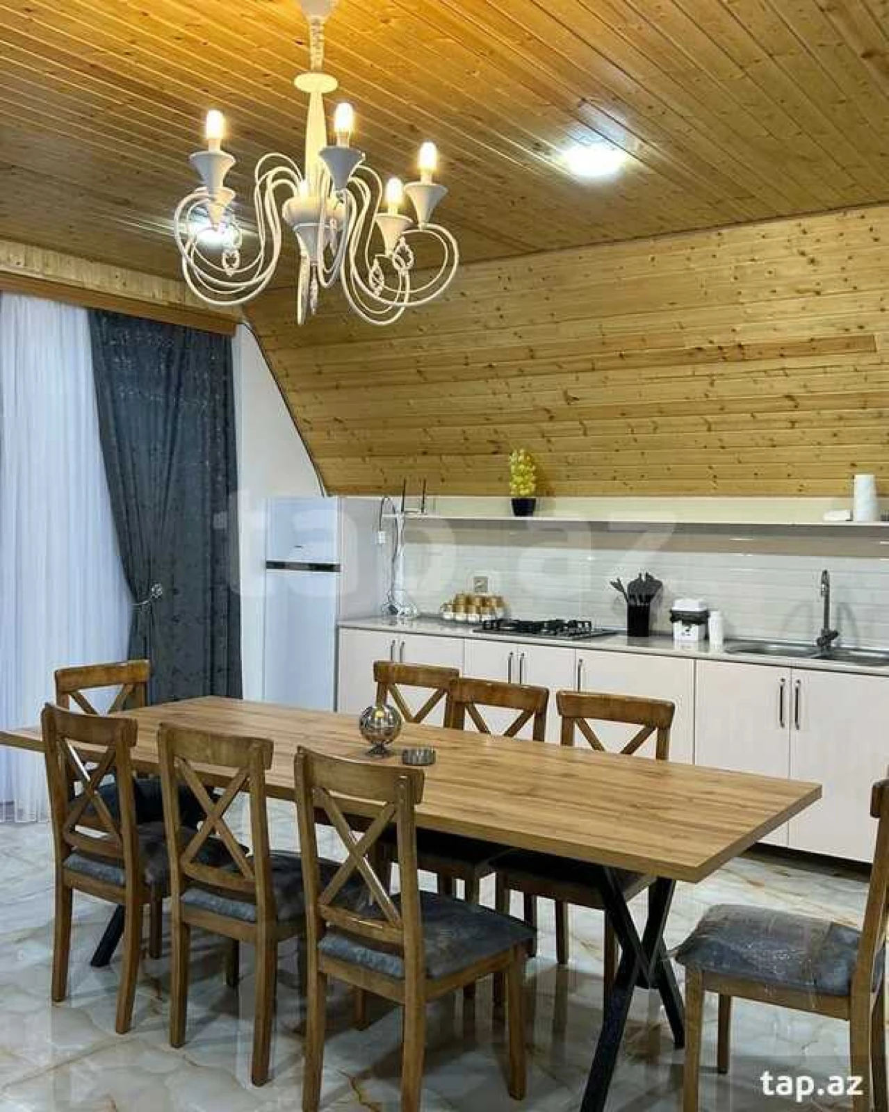 Kirayə verilir 4 otaqlı həyət evi