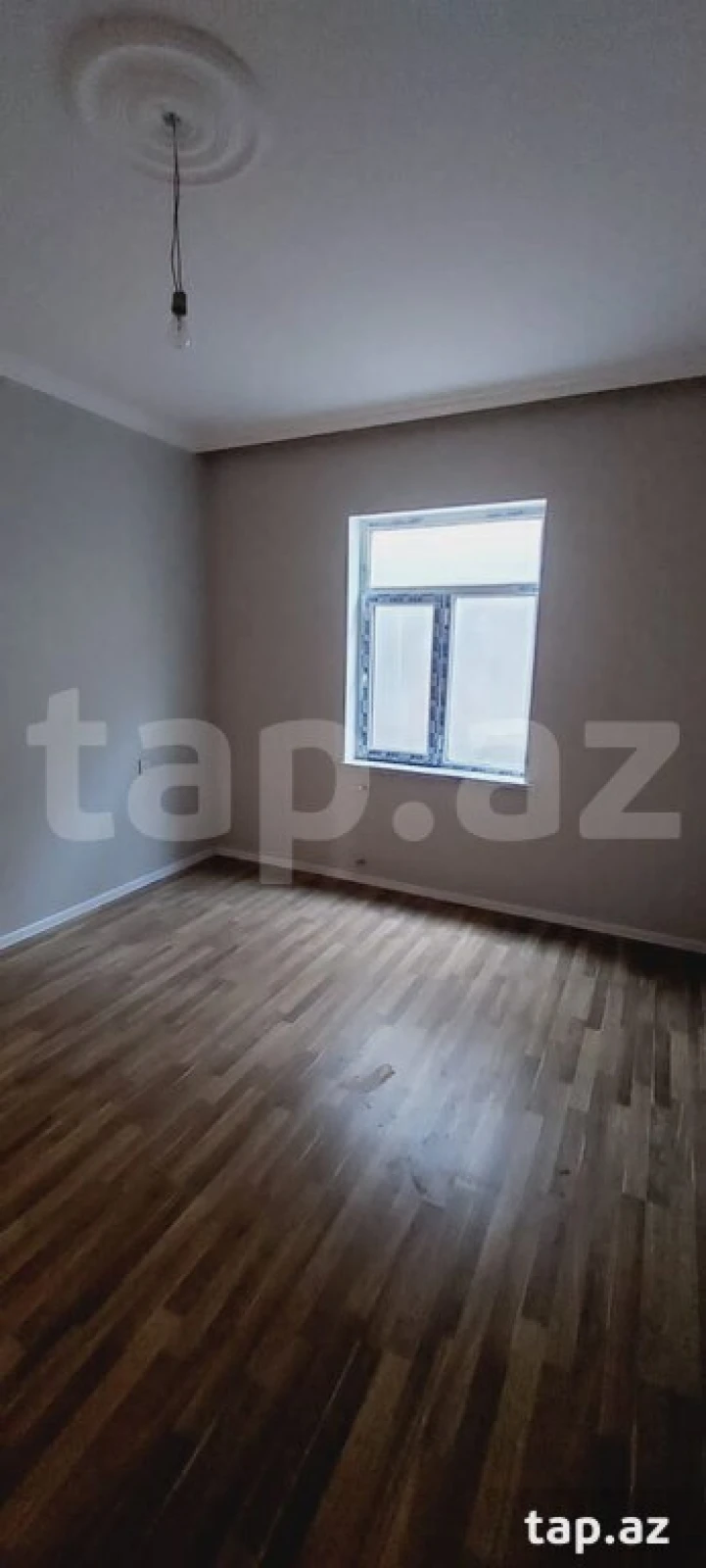Satılır 4 otaqlı həyət evi 250 m²