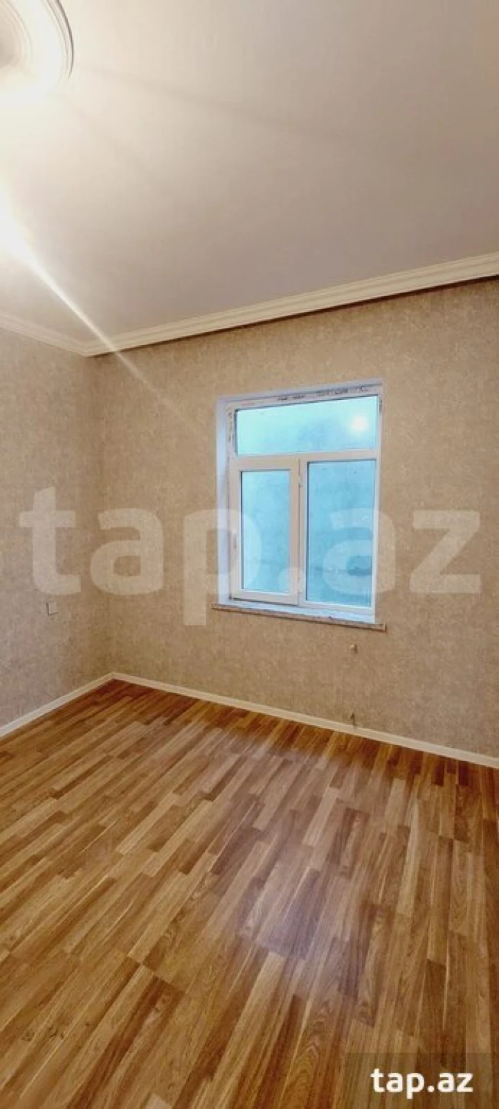Satılır 4 otaqlı həyət evi 250 m²