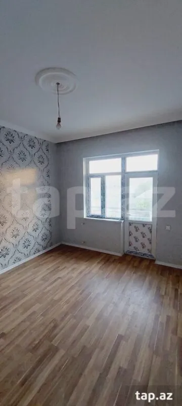 Satılır 4 otaqlı həyət evi 250 m²