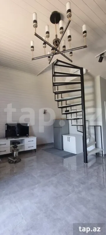 Kirayə verilir 4 otaqlı həyət evi