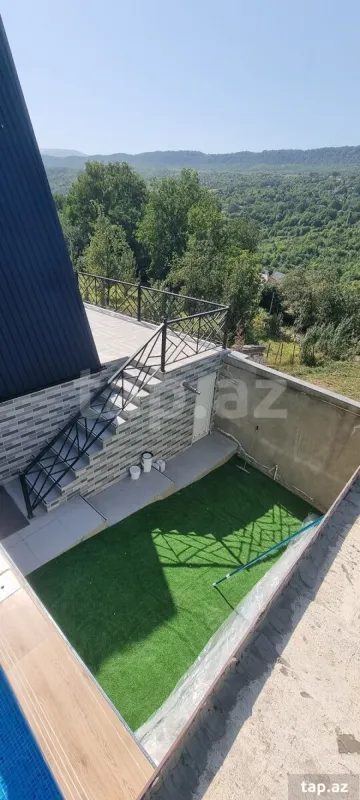 Kirayə verilir 4 otaqlı həyət evi