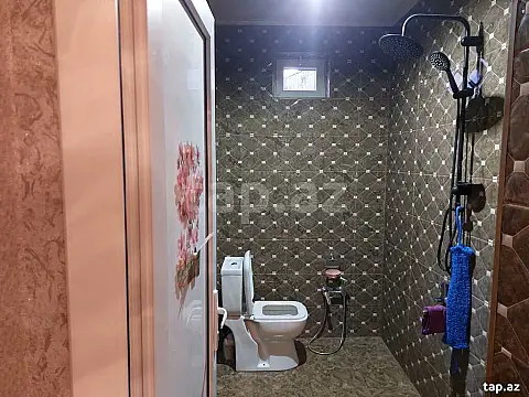 Kirayə verilir 4 otaqlı həyət evi