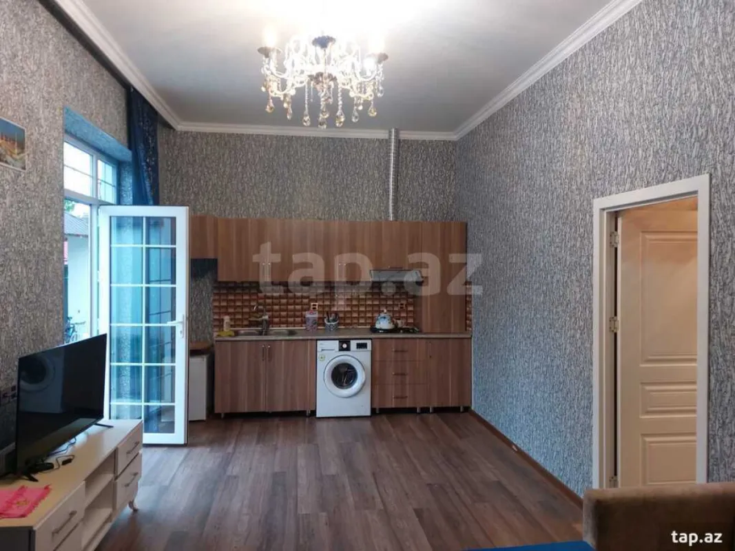 Kirayə verilir 4 otaqlı həyət evi