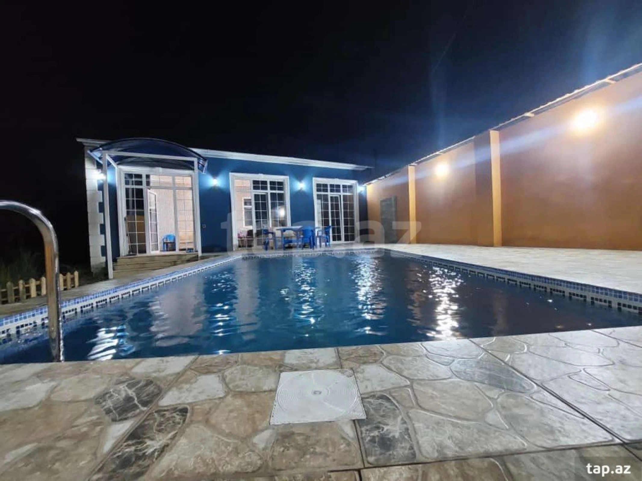 Kirayə verilir 4 otaqlı həyət evi