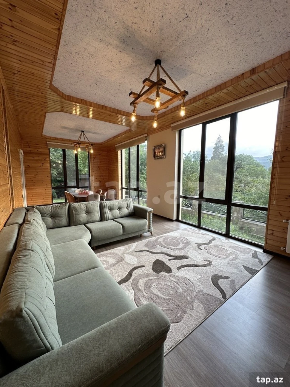 Kirayə verilir 5 otaqlı həyət evi