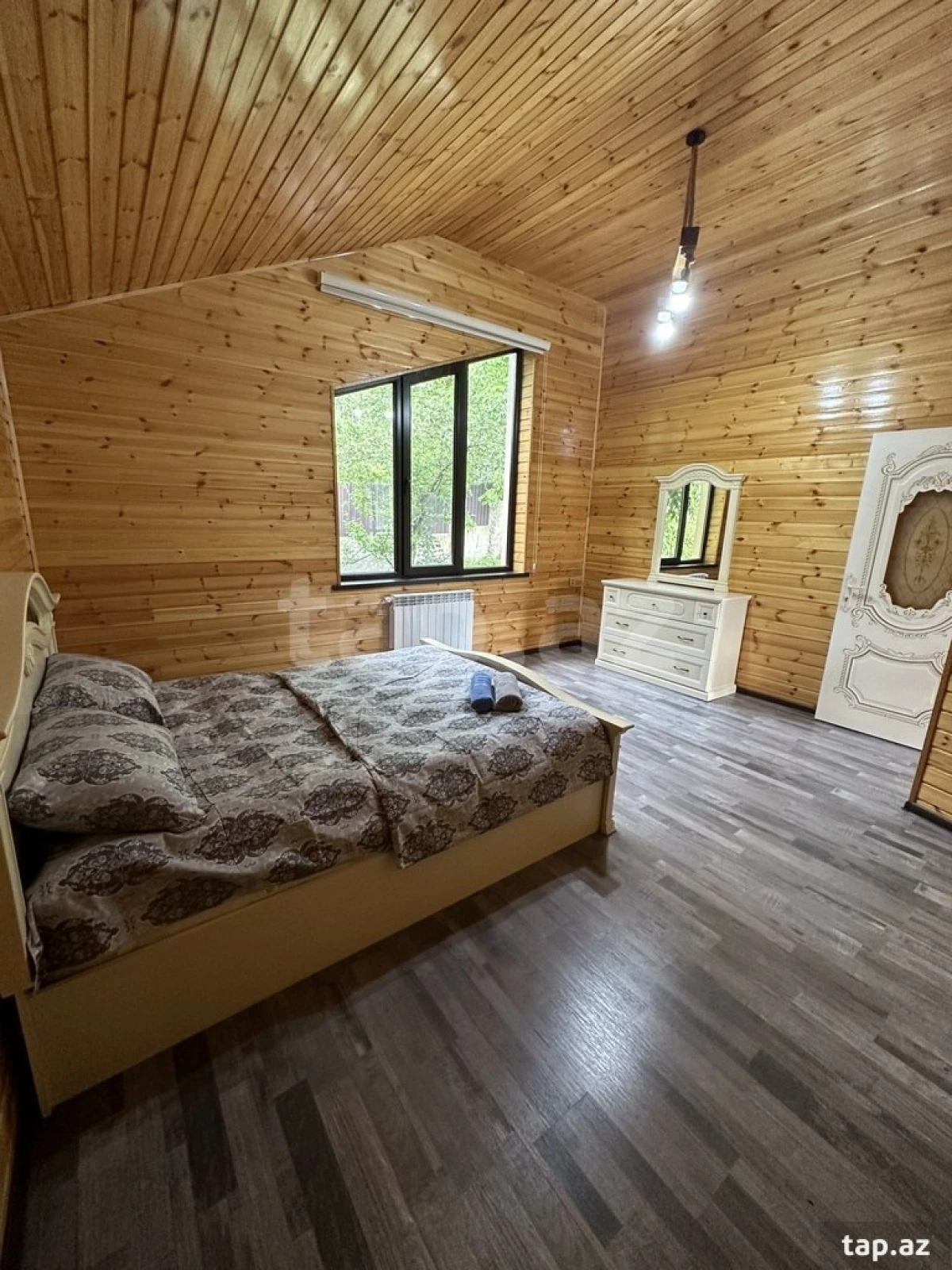 Kirayə verilir 5 otaqlı həyət evi