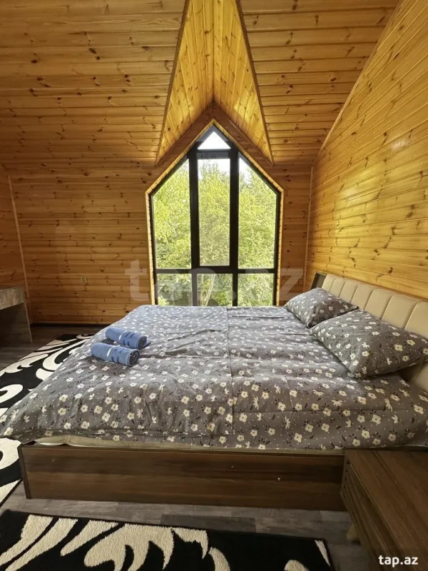 Kirayə verilir 5 otaqlı həyət evi