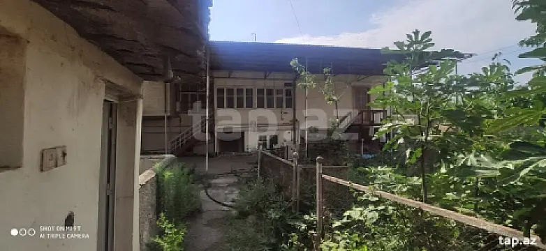 Satılır 5 otaqlı həyət evi