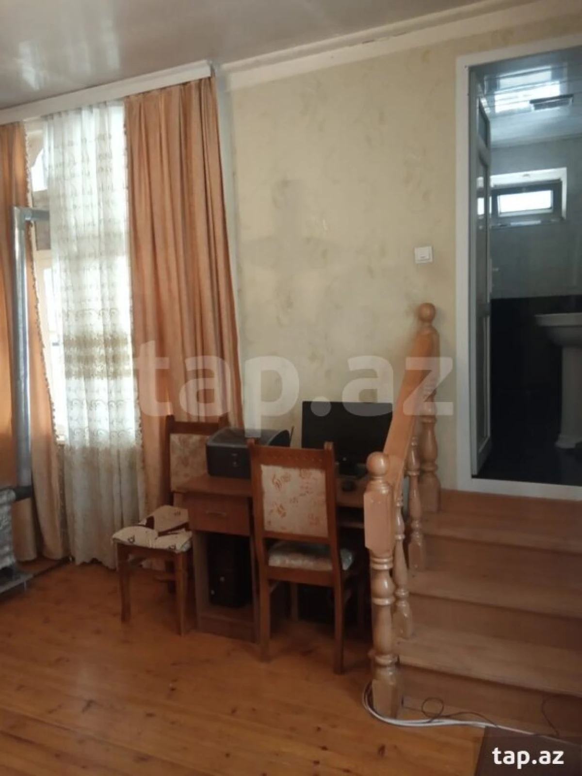 Satılır 5 otaqlı həyət evi