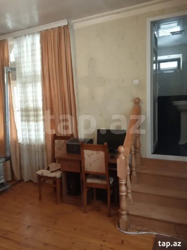 Satılır 5 otaqlı həyət evi