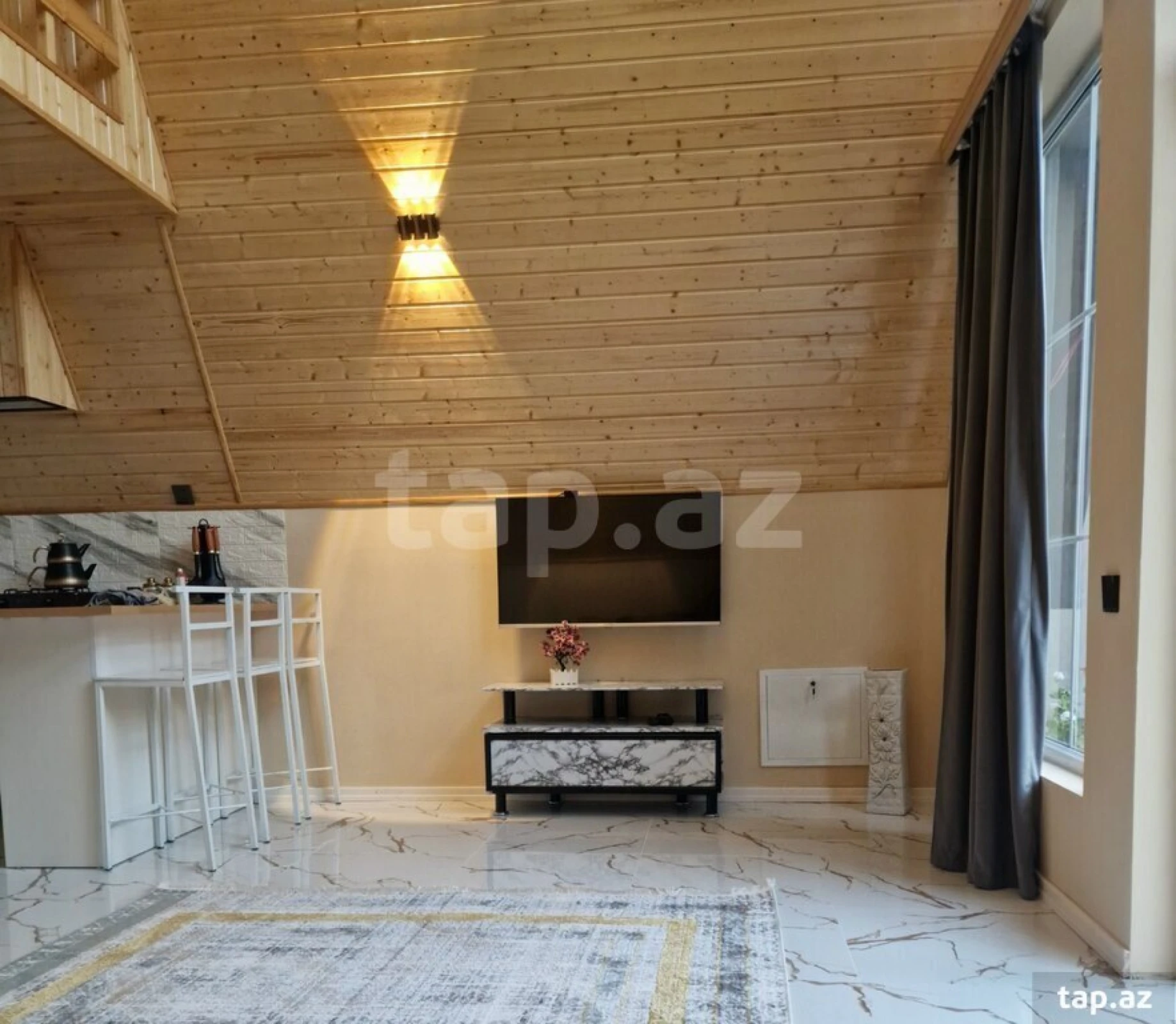 Kirayə verilir 3 otaqlı həyət evi